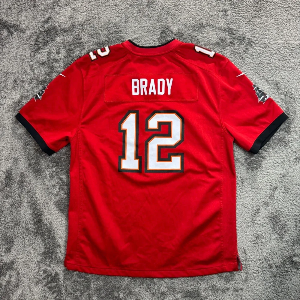 Nike Tom Brady Tampa Bay Buccaneers Jersey Kids XL 18-20 Red NFL On Field 12